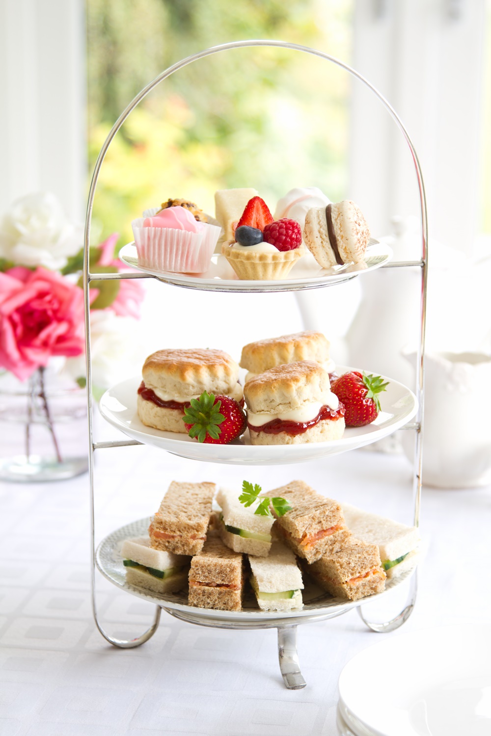 Afternoon Tea Party Ideas | © Ruth Black, depositphotos.com