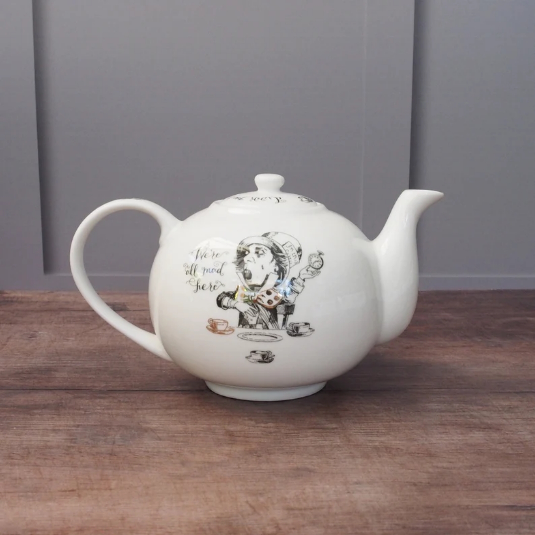 Novelty Teapots, Alice in Wonderland Fine China Teapot © TheHerbalTeaHouseUk | etsy.com