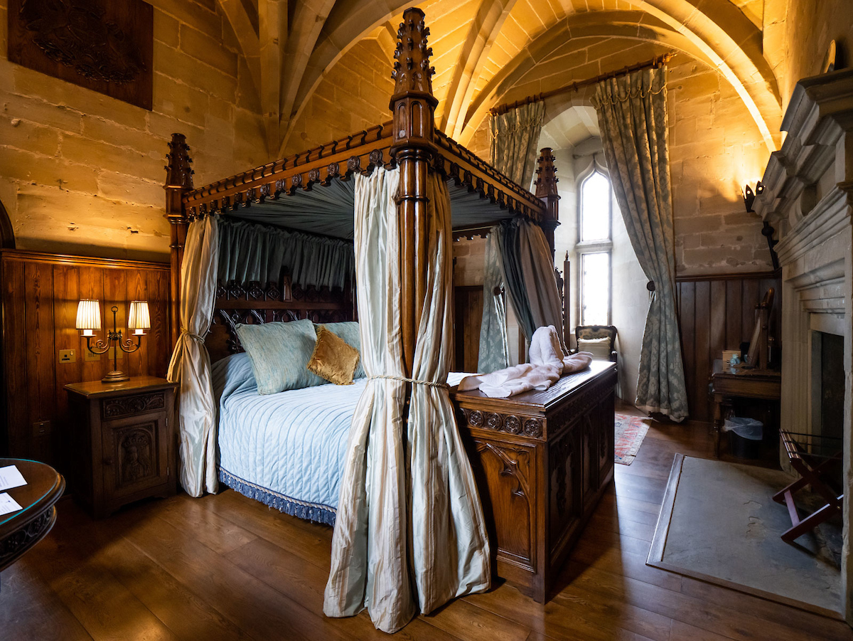 Stay in Warwick Castle, The Peacock Suite | merlinassetbank 