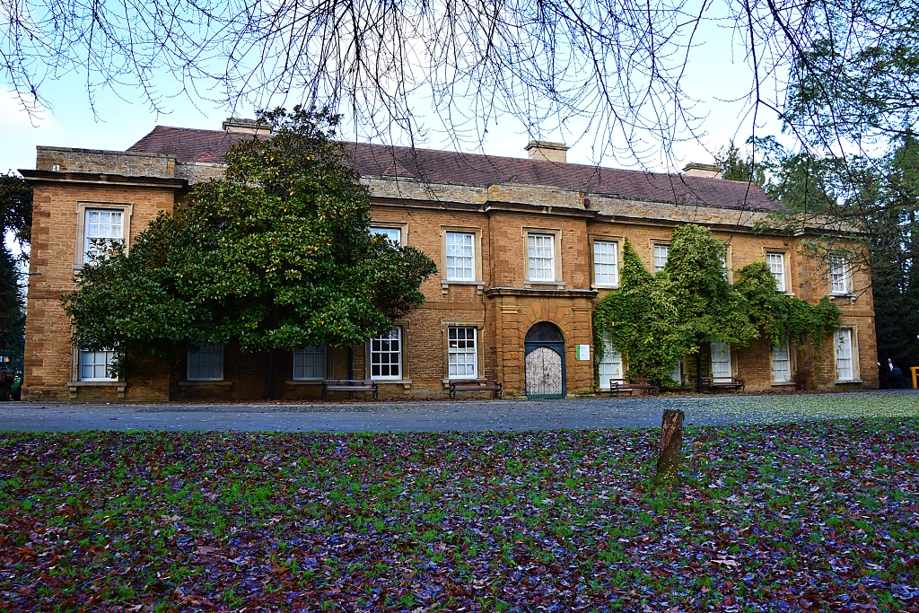 Abington Park Museum © essentially-england.com