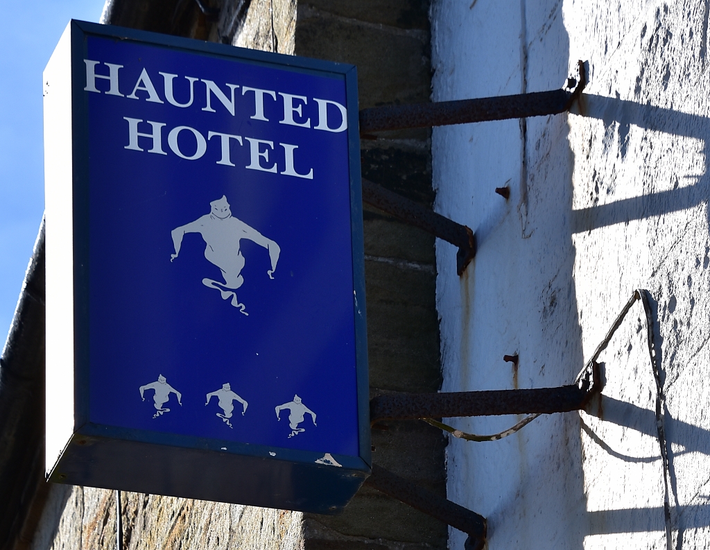 The Schooner Hotel - One of England's most Haunted Hotels © essentially-england.com