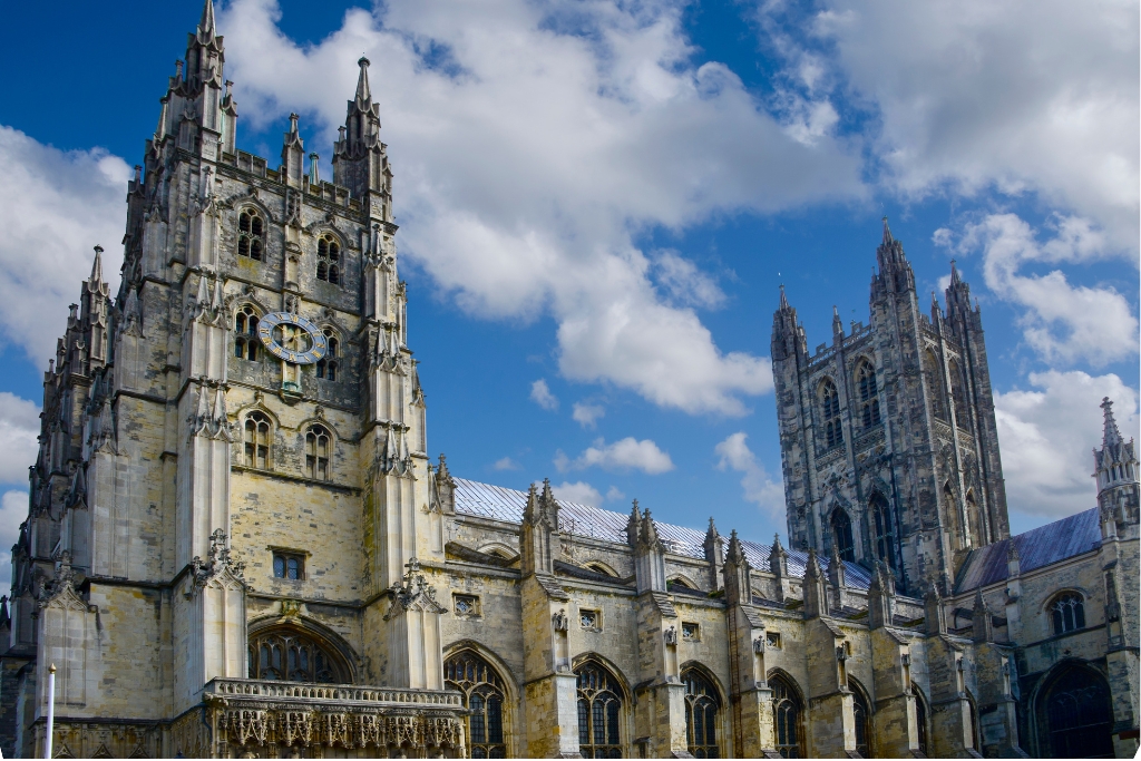 Canterbury Cathedral © BLFink | Getty Images canva.com