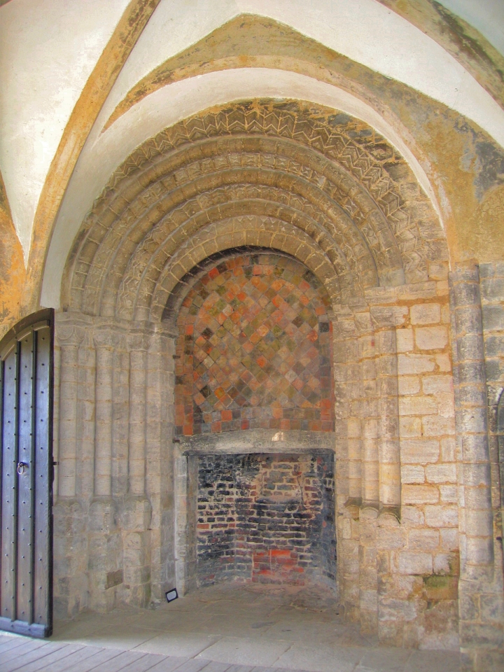 Norman Doorway Into The Great Hall © essentially-england.com