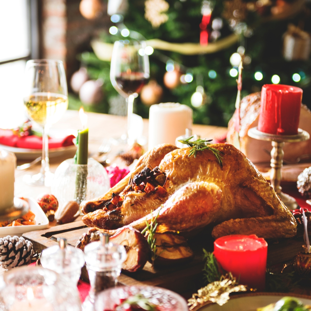 Christmas Dinner © Rawpixel Ltd | Getty Images canva.com