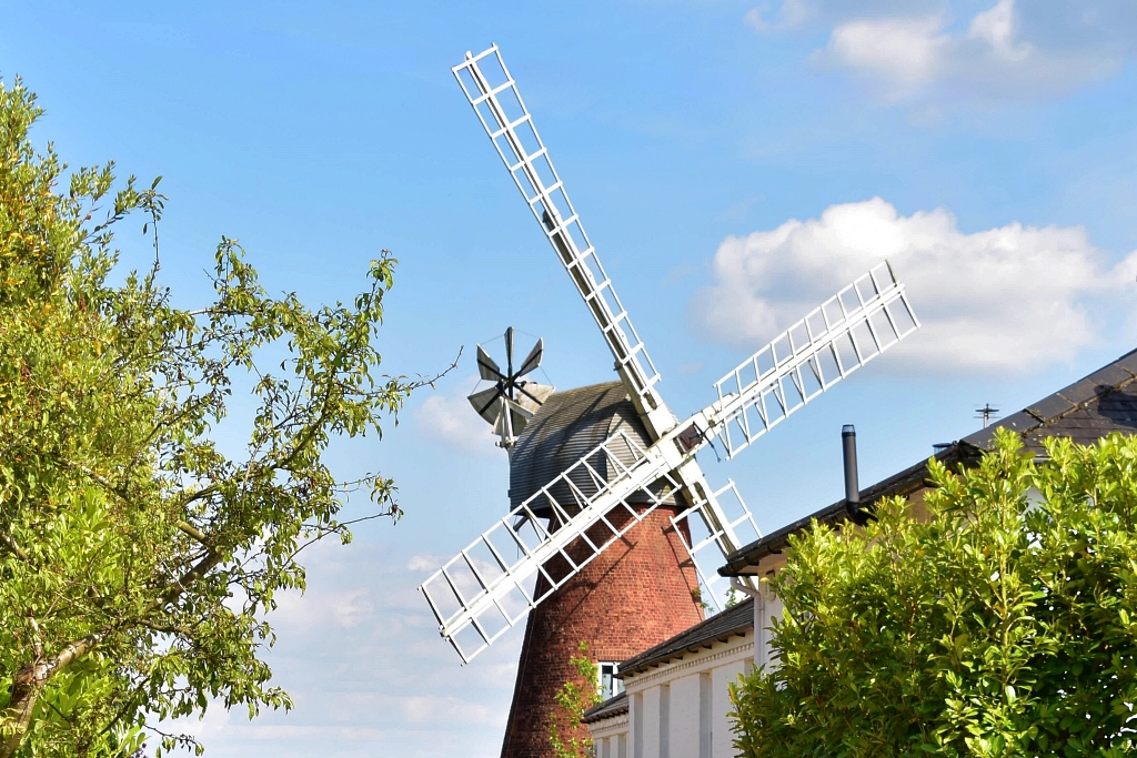 Coleshill Windmill © essentially-england.com