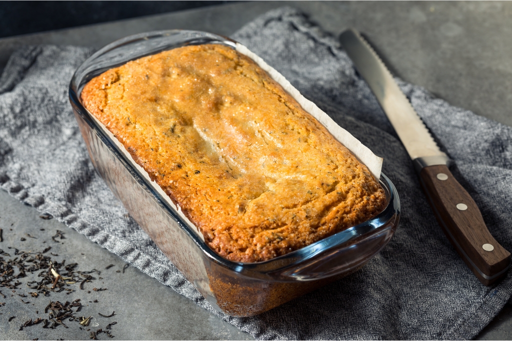 Earl Grey Tea Loaf © bhofack2 | Getty Images canva.com