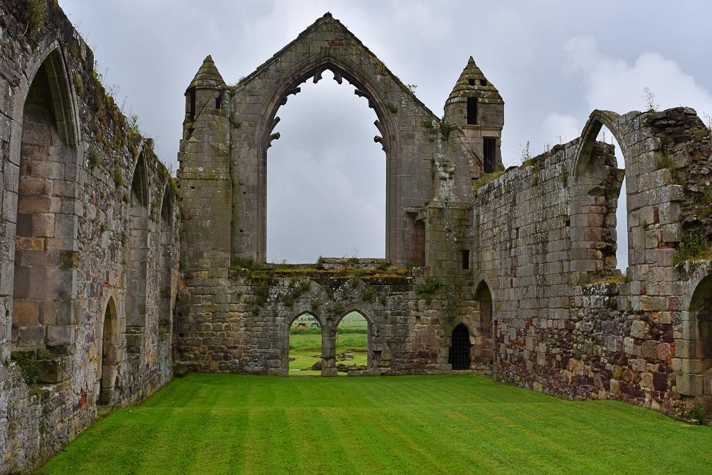 Inside the Abbots Hall © essentially-england.com