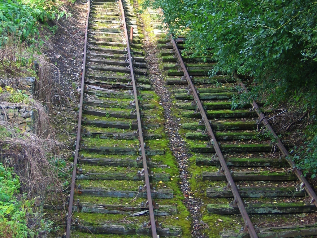 Tracks up The Hay Incline Plane © essentially-england.com