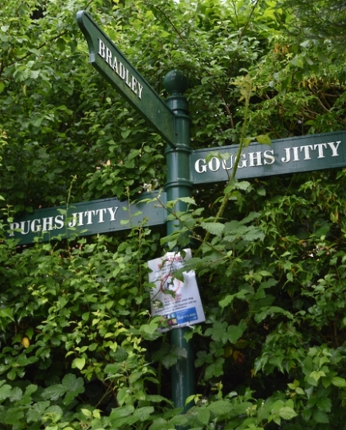 Jitty Sign Post © essentially-england.com