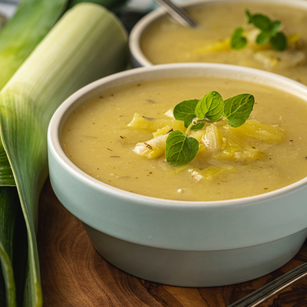 Leek and Potato Soup © Panagiot Kryiakos | Getty Images canva.com