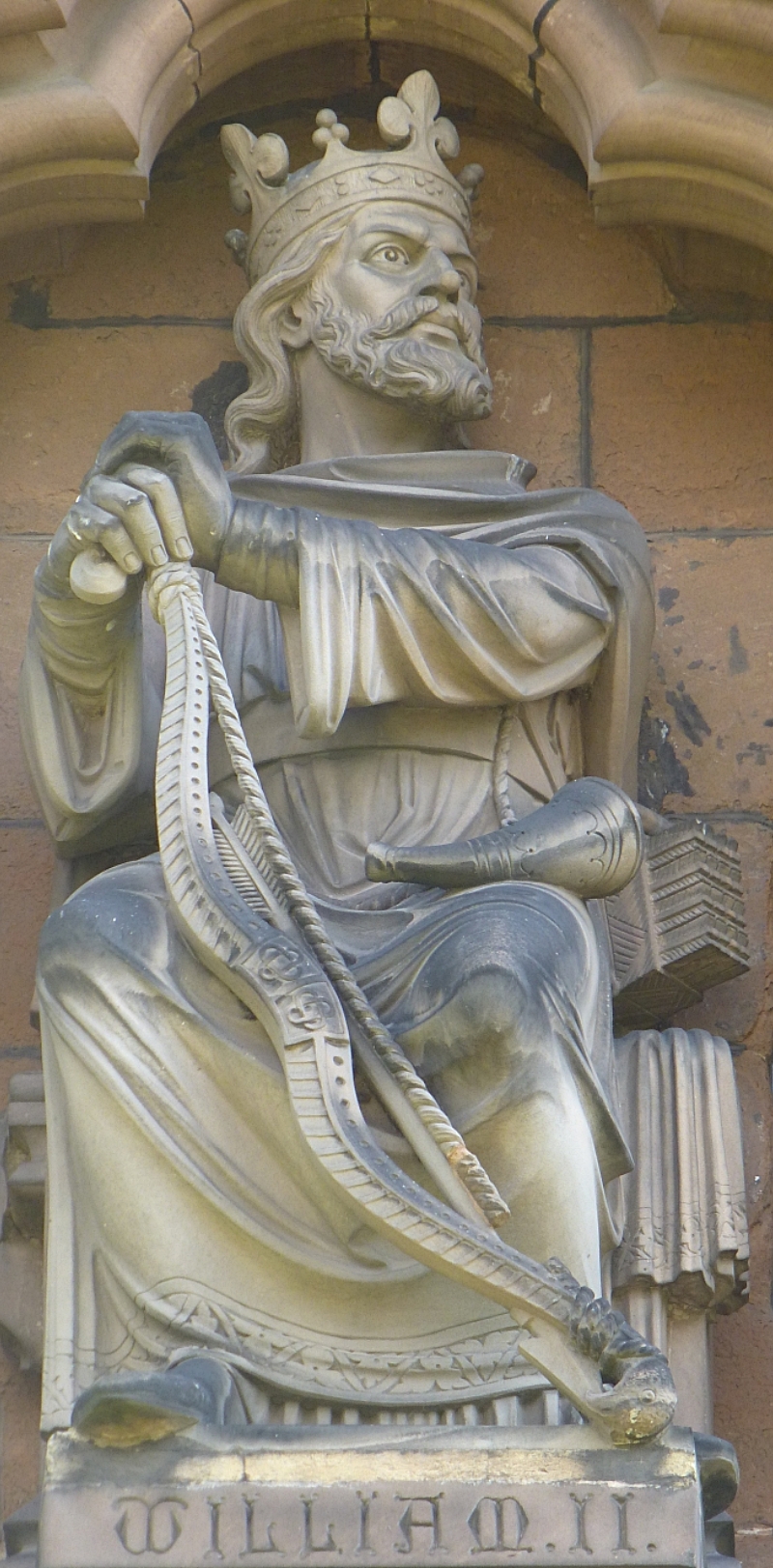 Lichfield Cathedral William II Statue © essentially-england.com