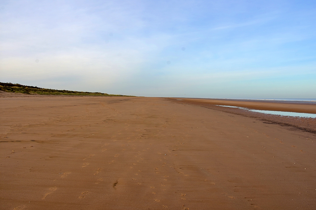 The Vast and Empy Beach at Mablethorpe © essentially-england.com