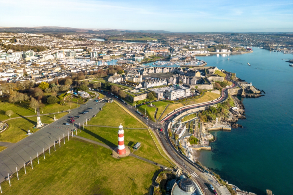 Plymouth Hoe © Thomas Faull | Getty Images canva.com