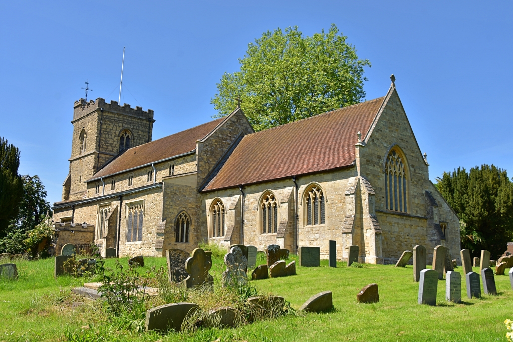 The Church of the Holy Cross and St. Mary in Quainton © essentially-england.com