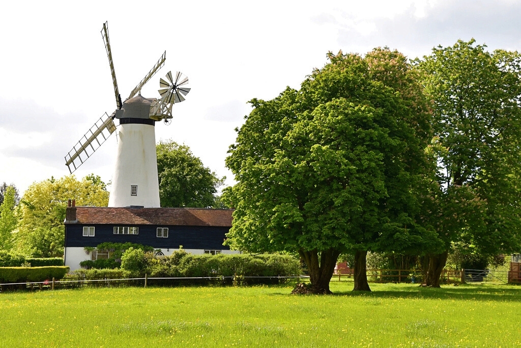 Cholesbury Windmill © essentially-england.com