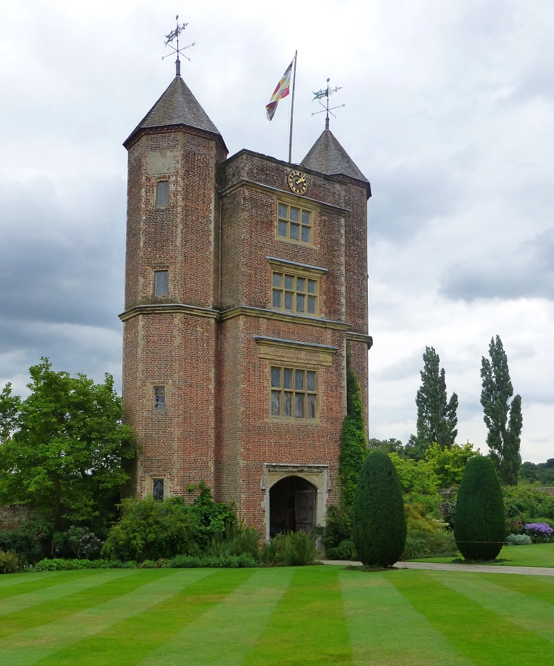 Sissinghurst Castle Tower © essentially-england.com