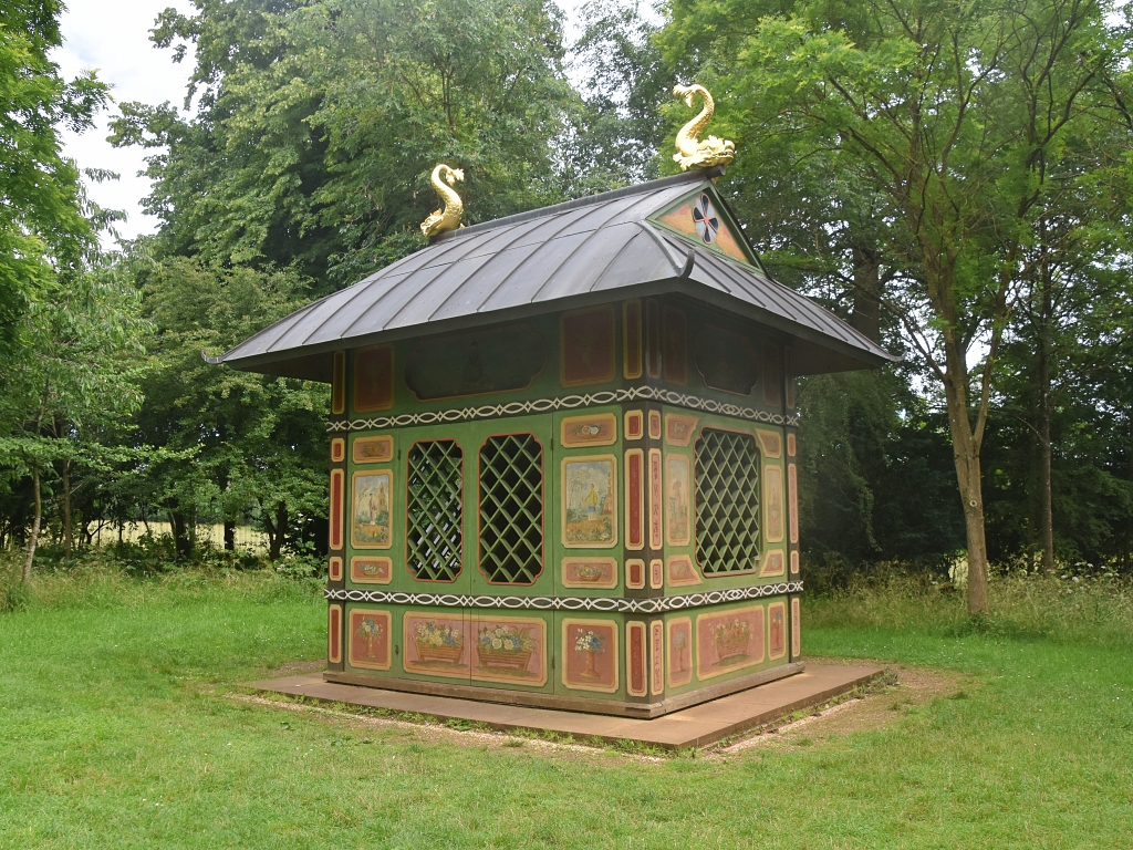 The Chinese House in Stowe Gardens © essentially-england.com