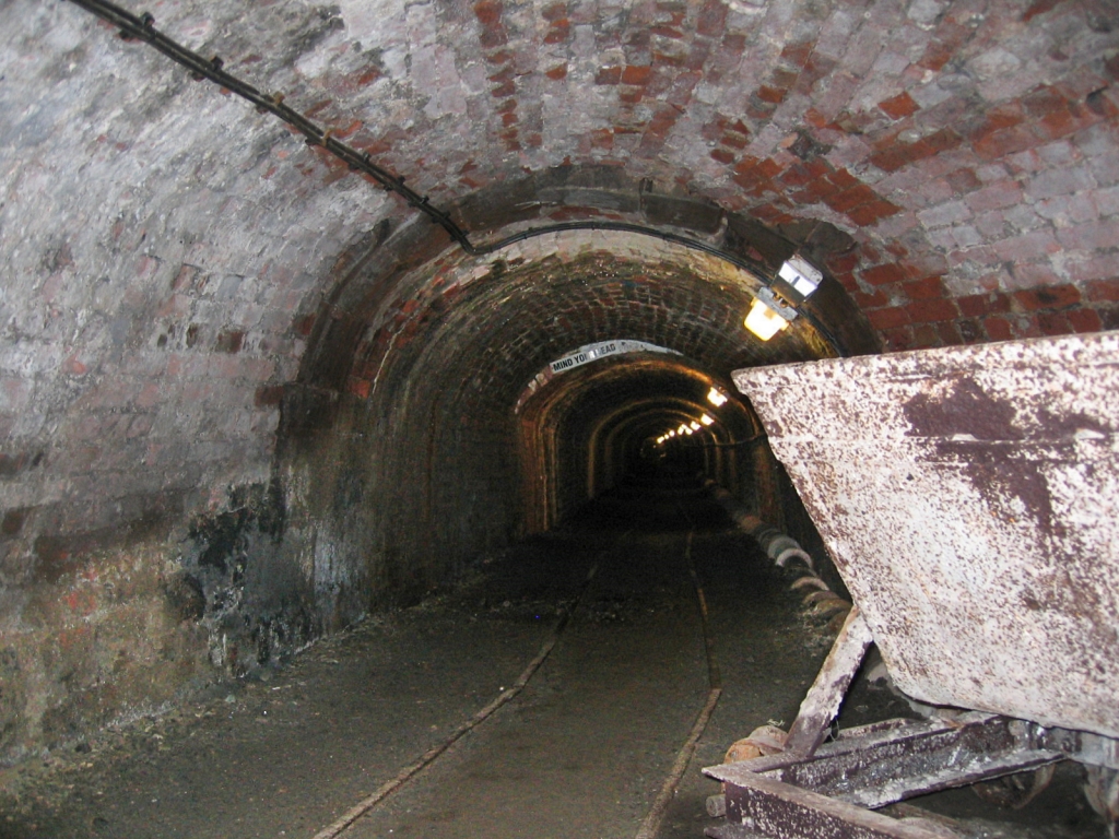 Entrance to the Tar Tunnel © essentially-england.com