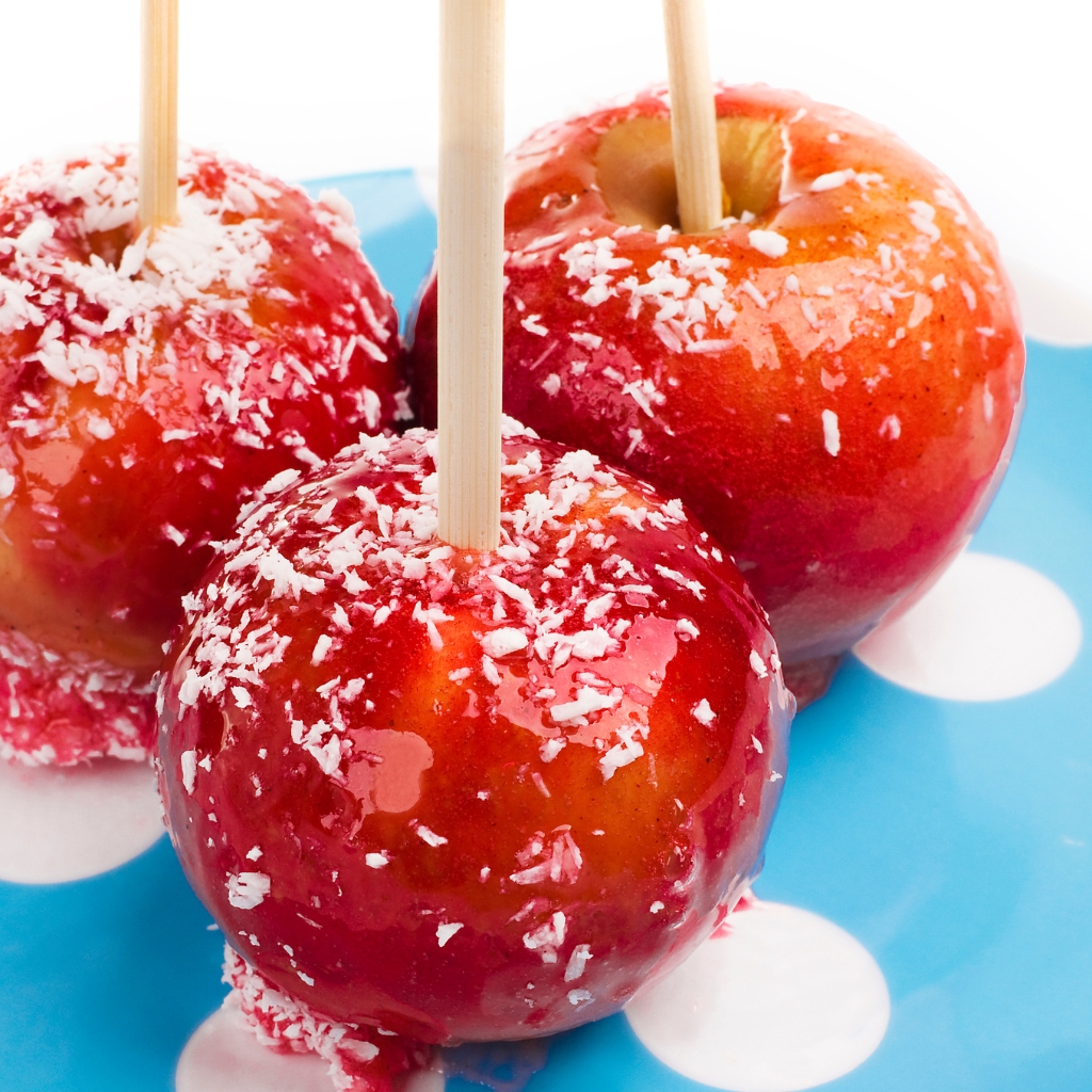Toffee Apples © Helena Queen | Getty Images canva.com