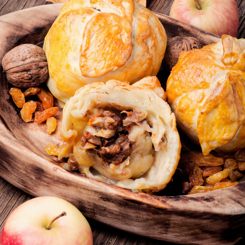 Apple Dumplings © Nikolay Donetsk | Getty Images canva.com