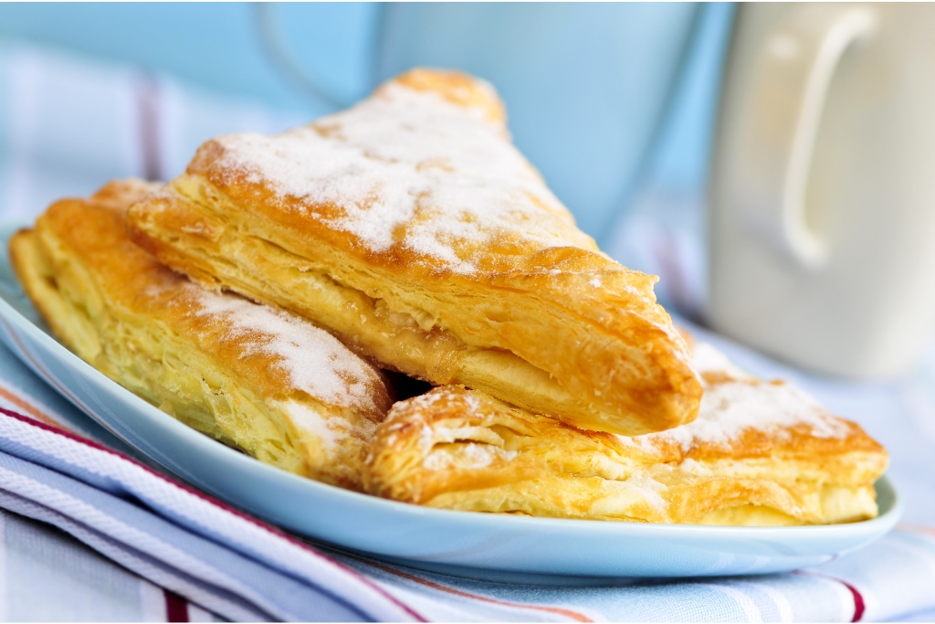 Apple Turnovers © Eleana Photo | canva.com