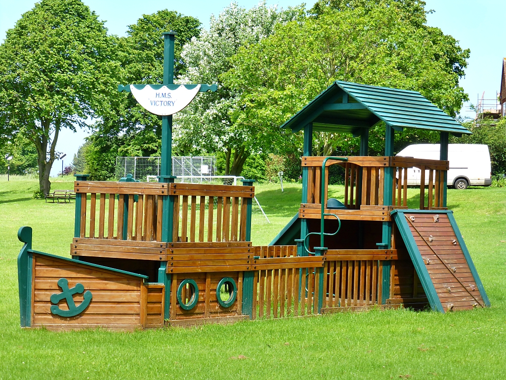 HMS Victory Climbing Frame in Burnham Thorpe © essentially-england.com