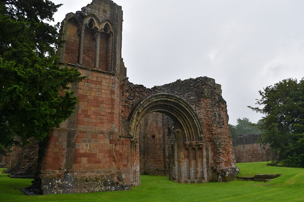 The West Door of the Abbey Church © essentially-england.com