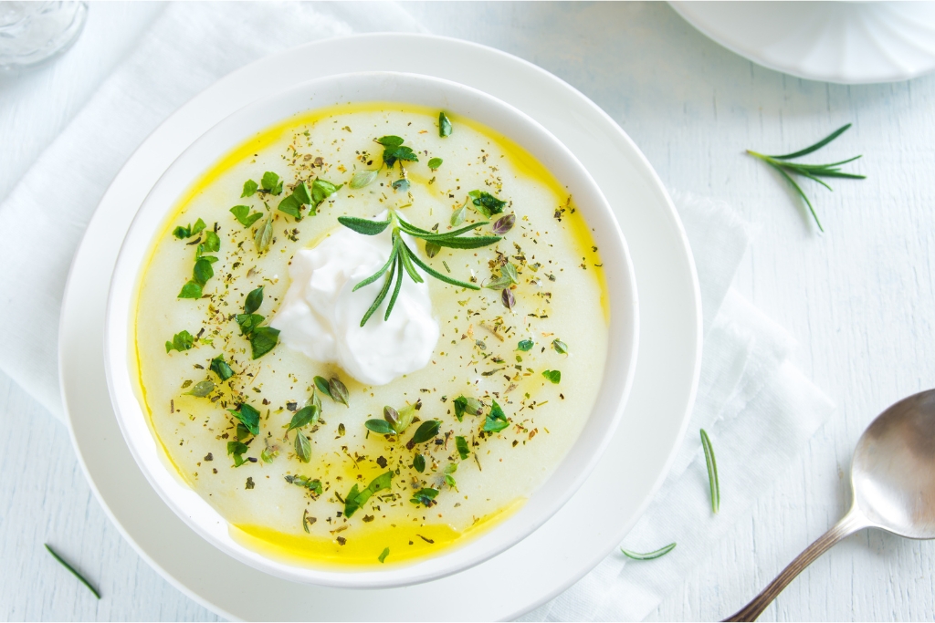 Potato and Rosemary Soup © Mizina | Getty Images canva.com