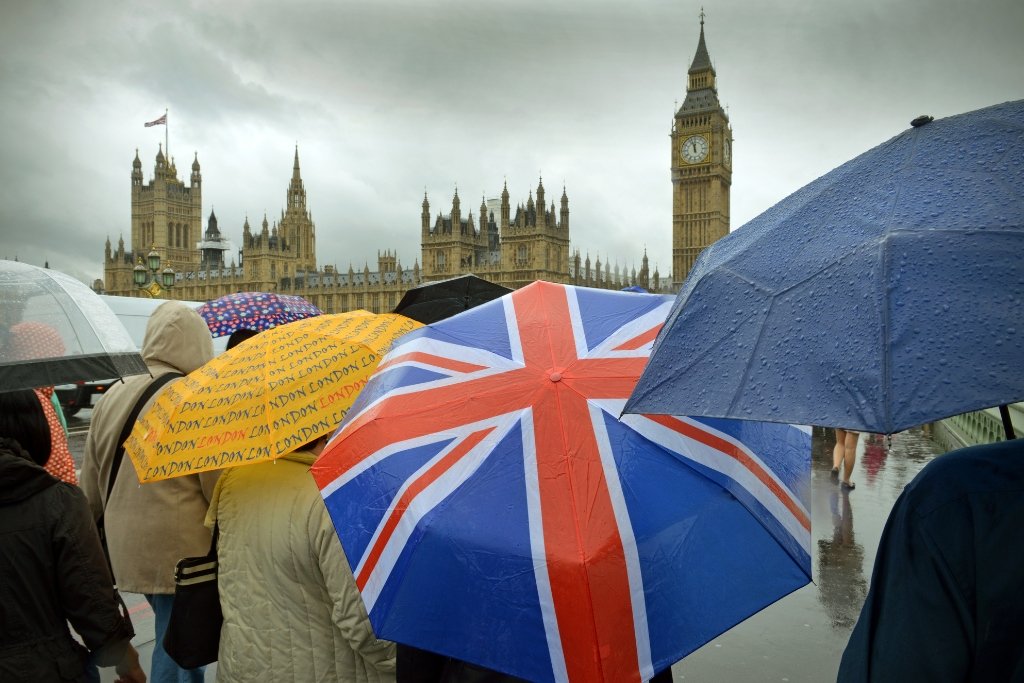 A Rainy Day in London © oversnap | Getty Images canva.com