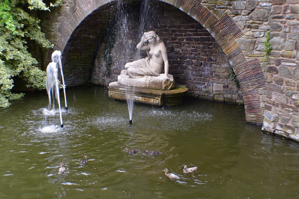 Sabrina, the Goddess of the Severn © essentially-england.com