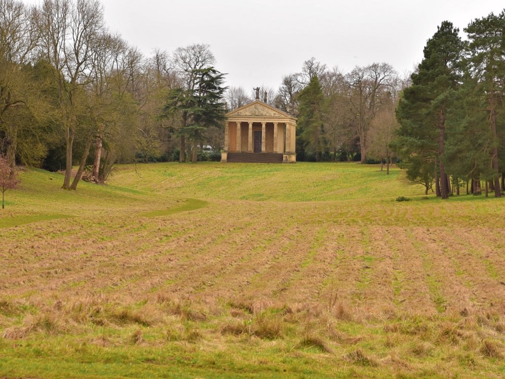 The Grecian Valley in Stowe Gardens © essentially-england.com