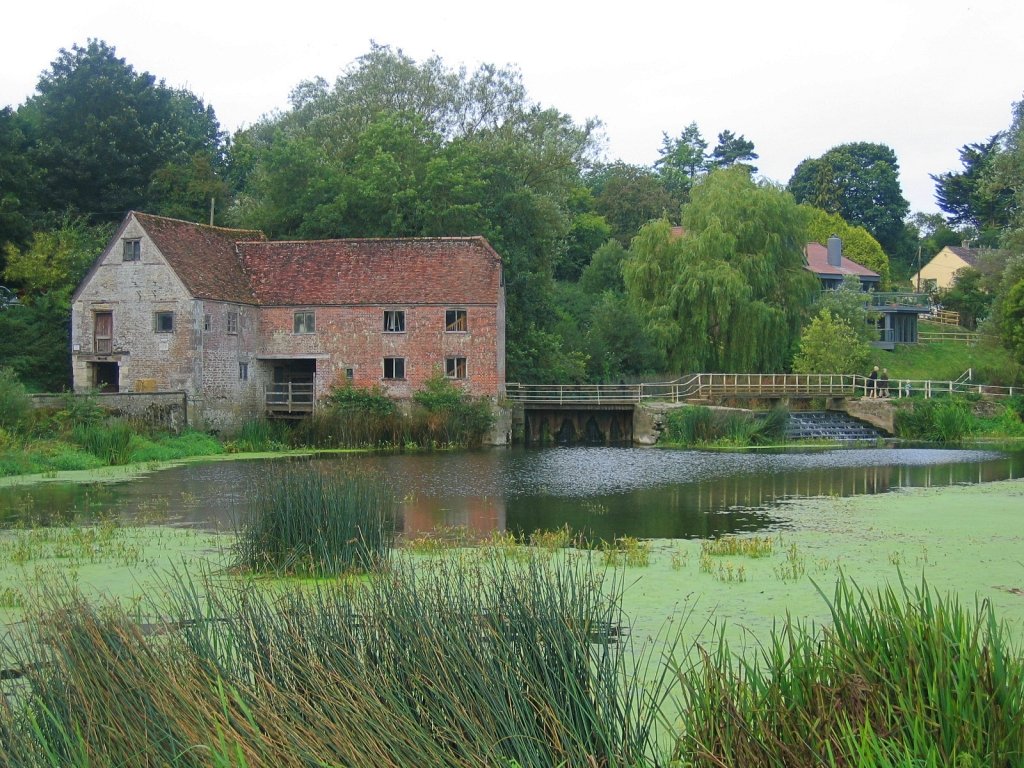 Sturminster Newton Mill © essentially-england.com