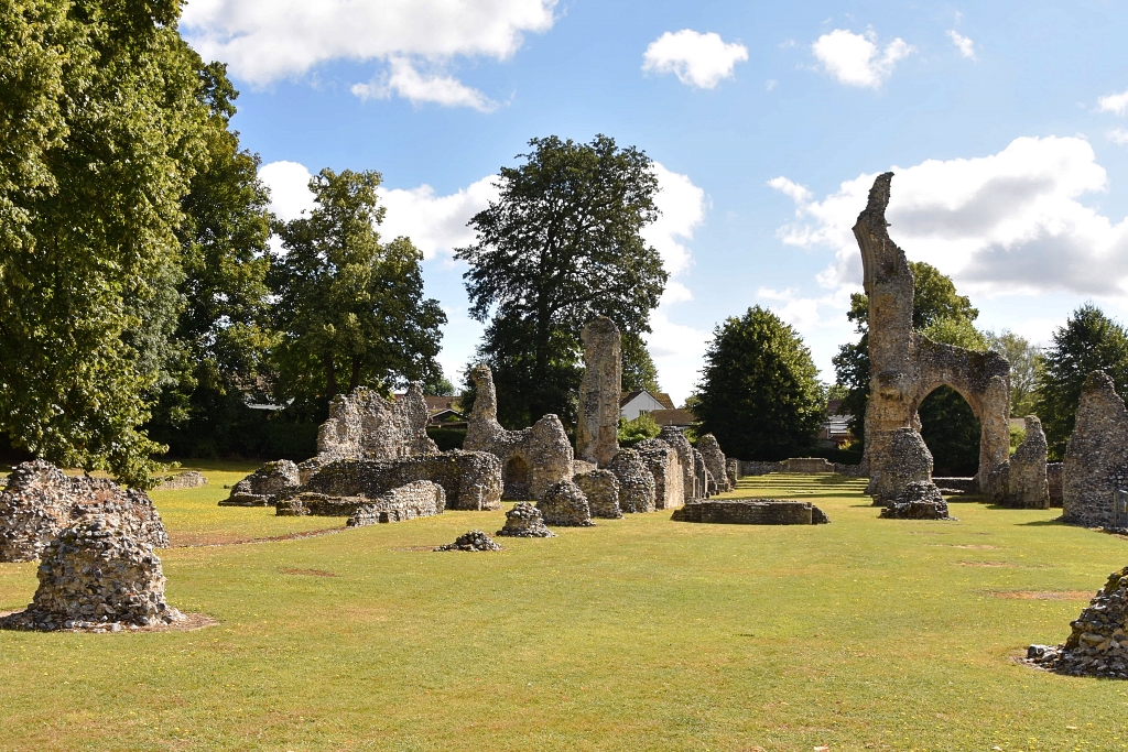 Thetford Priory Church Ruins © essentially-england.com