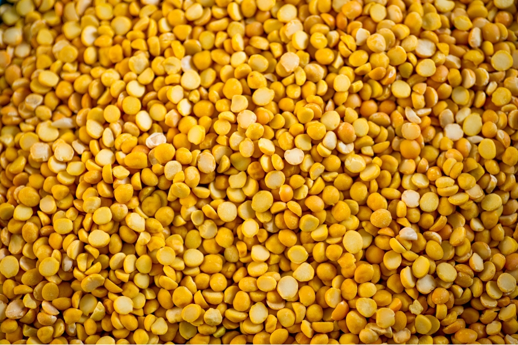 Yellow Split Peas © Martin Hambleton | Getty Images canva.com